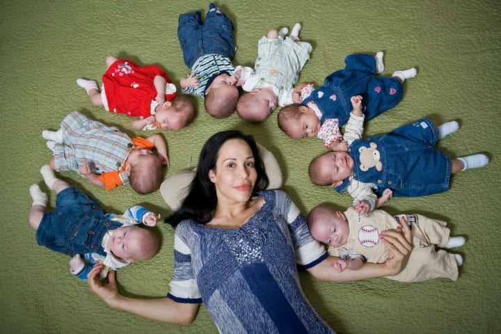 Octomom : la maman Nadya et ses 8 bébés