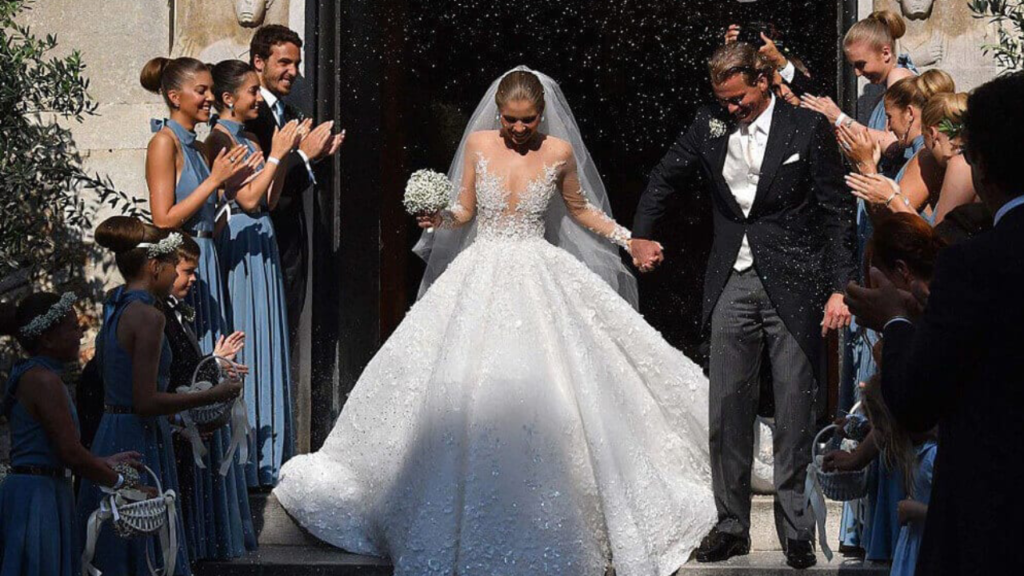 Victoria Swarovski : Une robe d'un million d'euros signée Michael Cinco
